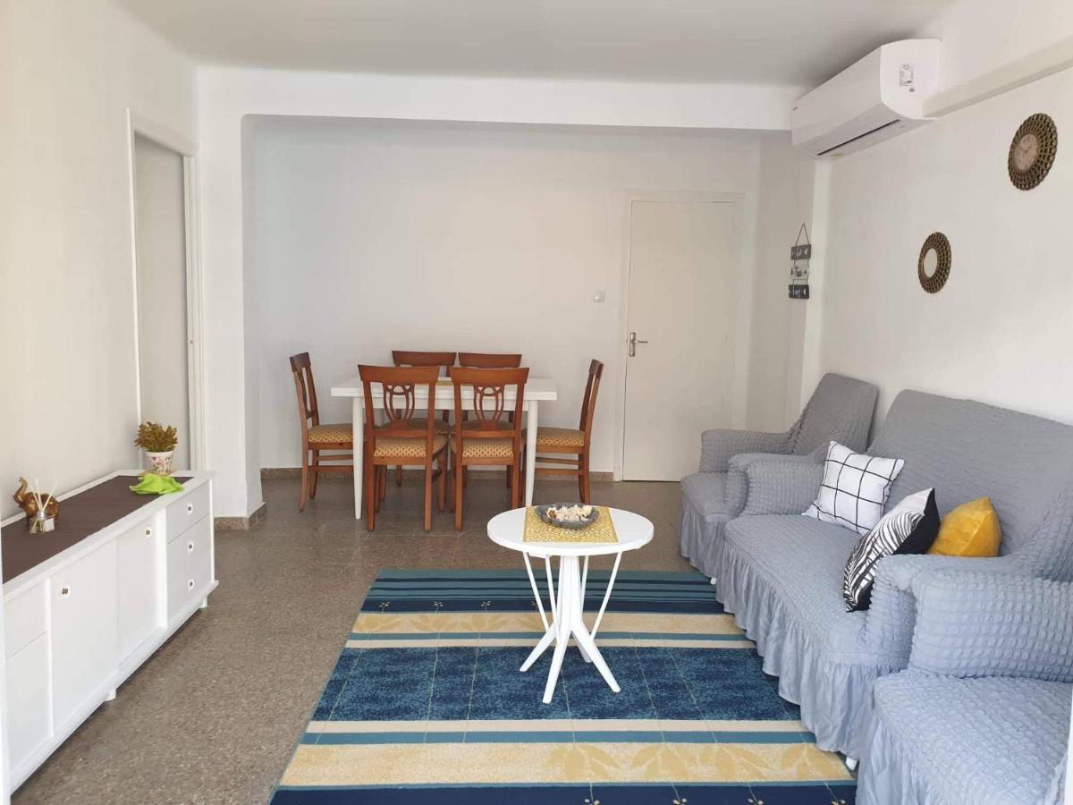 Sun & Sea 3 Bedroom Apartment De Grau 간디아 외부 사진
