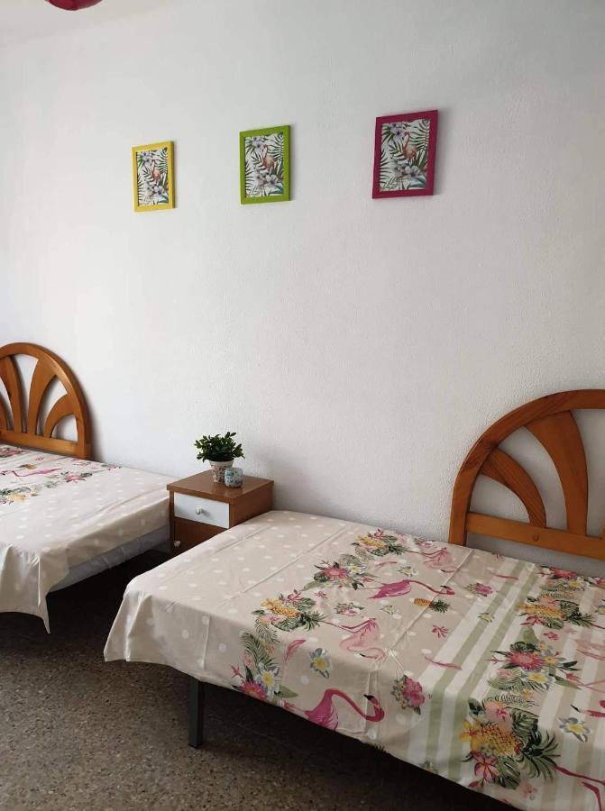 Sun & Sea 3 Bedroom Apartment De Grau 간디아 외부 사진